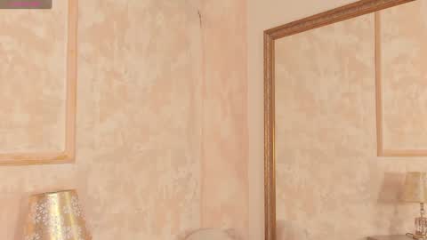 lila bailey  online show from 01-08-25, 08:50