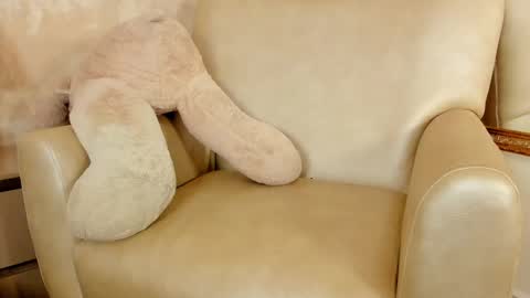 lila bailey  online show from 02-22-25, 01:55