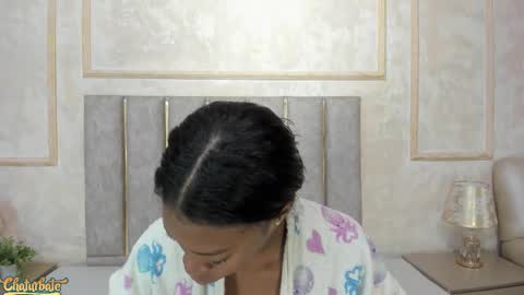 lila bailey  online show from 11-13-25, 07:46