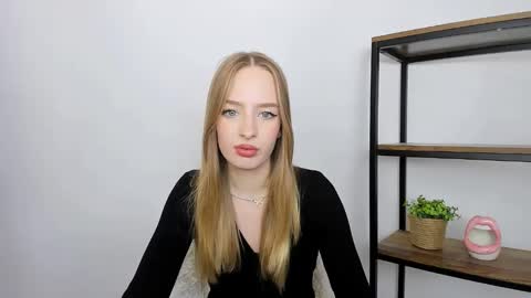 LiliaDesire online show from 12-03-24, 04:06