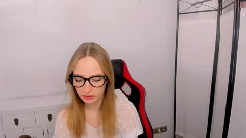 LiliaDesire online show from 02-11-25, 04:24