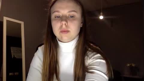 Snapshot of lilae37yis chatting on 09-24-25, 03:26 Lily online show from 09-24-25, 03:26