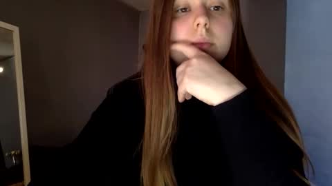 Snapshot of lilae37yis chatting on 09-25-25, 09:46 Lily online show from 09-25-25, 09:46