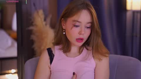 Snapshot of lilahhn chatting on 12-22-25, 02:47 Sofi online show from 12-22-25, 02:47