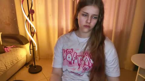 LilaSparkling online show from 07-21-26, 02:52