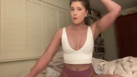 Snapshot of lilbi85_ chatting on 02-05-25, 03:45 lilbi85_ online show from 02-05-25, 03:45