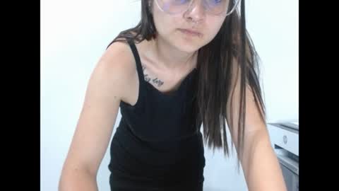 Valeri Villalobos  IG villa lobosvaleri online show from 05-29-26, 01:14