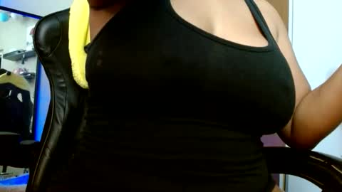 Snapshot of lilcutekitty_ chatting on 11-17-25, 01:39 lilcutekitty_ online show from 11-17-25, 01:39