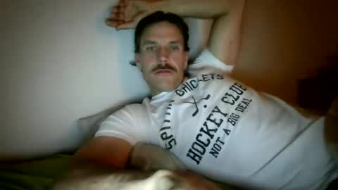 Snapshot of lildeer1980 chatting on 10-18-25, 02:36 lildeer1980 online show from 10-18-25, 02:36