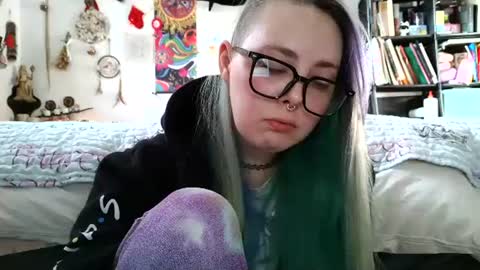 Snapshot of lilemmy1999 chatting on 12-02-24, 08:00 emily ryanson online show from 12-02-24, 08:00