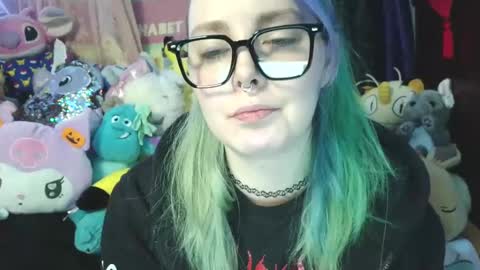 Snapshot of lilemmy1999 chatting on 12-11-24, 07:57 emily ryanson online show from 12-11-24, 07:57