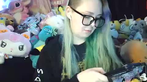 Snapshot of lilemmy1999 chatting on 12-18-24, 08:03 emily ryanson online show from 12-18-24, 08:03