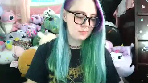 Snapshot of lilemmy1999 chatting on 02-25-25, 08:30 emily ryanson online show from 02-25-25, 08:30