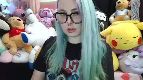 Snapshot of lilemmy1999 chatting on 03-10-25, 07:07 emily ryanson online show from 03-10-25, 07:07