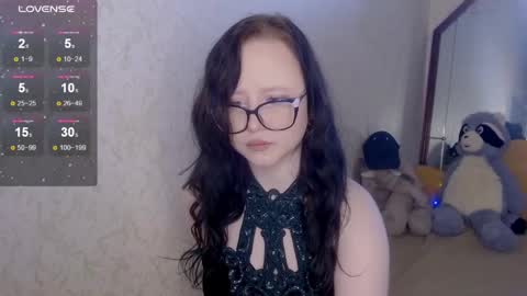 Nika and Lori online show from 02-19-25, 09:39
