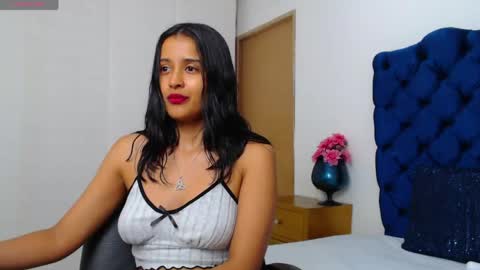Snapshot of lili666_ chatting on 05-07-26, 03:23 Lili online show from 05-07-26, 03:23
