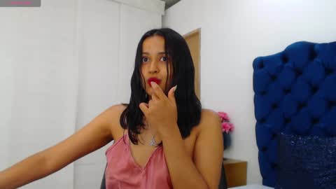 Snapshot of lili666_ chatting on 05-14-26, 04:08 Lili online show from 05-14-26, 04:08
