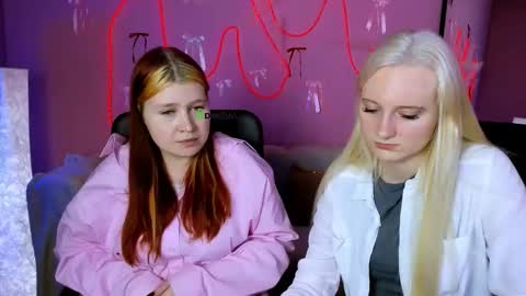 Snapshot of lili_blake_ chatting on 03-17-26, 03:04 Lili online show from 03-17-26, 03:04