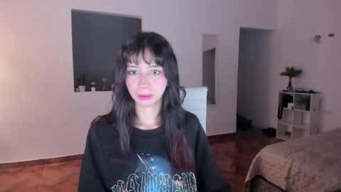 lili_cherry_ online show from 06-08-26, 08:42