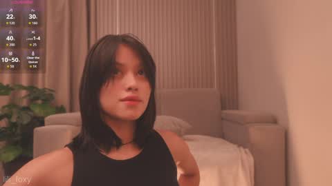 lili online show from 05-15-26, 12:17