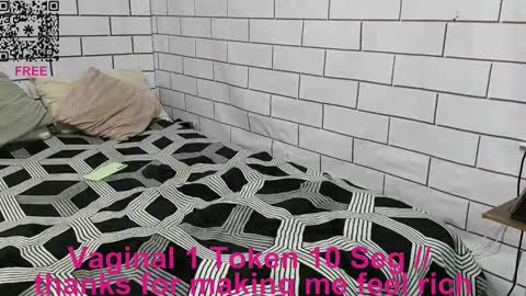 lili_hot_1 online show from 11-13-25, 06:07