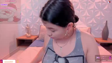 Snapshot of lili_mccormick chatting on 12-21-25, 03:13 SALOME online show from 12-21-25, 03:13