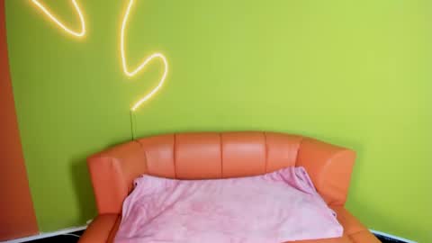 Lili  online show from 04-07-26, 07:25