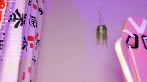 Snapshot of lilian_vergara chatting on 12-16-24, 10:56 holis soy lily chang no olvides el pulgar arriba es muy importante para mi 3 independent model online show from 12-16-24, 10:56