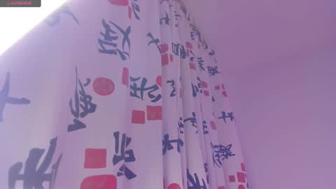 Snapshot of lilian_vergara chatting on 01-18-25, 06:13 holis soy lily chang no olvides el pulgar arriba es muy importante para mi 3 independent model online show from 01-18-25, 06:13