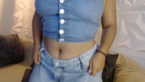 Snapshot of liliana_pink chatting on 11-13-25, 11:31 liliana online show from 11-13-25, 11:31