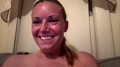 LilianaX online show from 06-08-26, 06:47