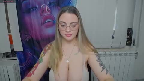 Snapshot of liliaterenzi_ chatting on 02-02-26, 10:14 Lilia online show from 02-02-26, 10:14