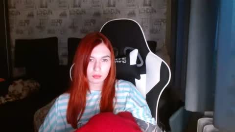Snapshot of liliawoolf chatting on 02-05-25, 02:26 liliawoolf online show from 02-05-25, 02:26