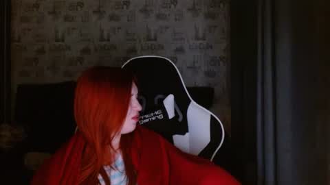 Snapshot of liliawoolf chatting on 02-07-25, 04:27 liliawoolf online show from 02-07-25, 04:27