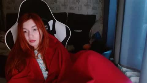 Snapshot of liliawoolf chatting on 02-07-25, 11:45 liliawoolf online show from 02-07-25, 11:45