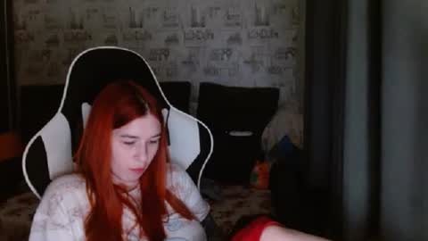 Snapshot of liliawoolf chatting on 02-21-25, 06:04 liliawoolf online show from 02-21-25, 06:04