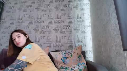 Snapshot of liliawoolf chatting on 09-14-25, 06:23 liliawoolf online show from 09-14-25, 06:23