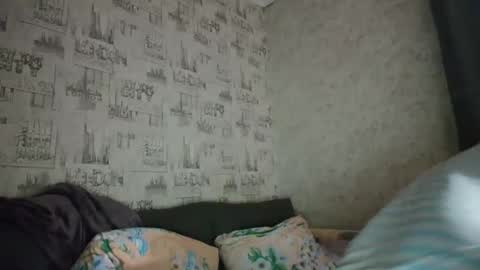 Snapshot of liliawoolf chatting on 09-16-25, 03:40 liliawoolf online show from 09-16-25, 03:40