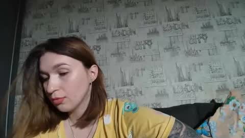 Snapshot of liliawoolf chatting on 09-17-25, 05:36 liliawoolf online show from 09-17-25, 05:36