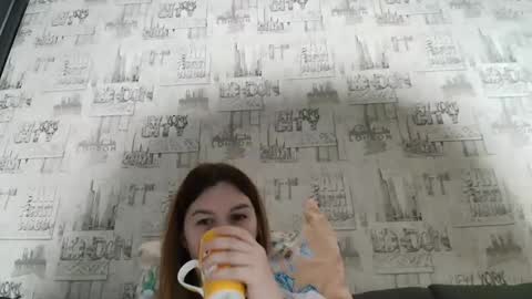 Snapshot of liliawoolf chatting on 09-20-25, 05:36 liliawoolf online show from 09-20-25, 05:36