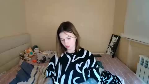 Snapshot of liliawoolf chatting on 10-01-25, 05:41 liliawoolf online show from 10-01-25, 05:41
