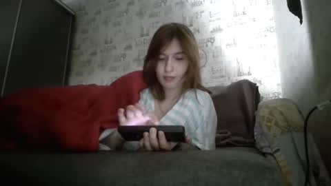 Snapshot of liliawoolf chatting on 10-03-25, 06:16 liliawoolf online show from 10-03-25, 06:16
