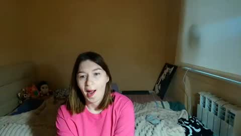 Snapshot of liliawoolf chatting on 10-06-25, 04:32 liliawoolf online show from 10-06-25, 04:32
