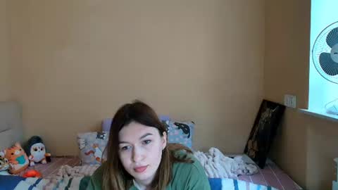 Snapshot of liliawoolf chatting on 10-10-25, 04:55 liliawoolf online show from 10-10-25, 04:55