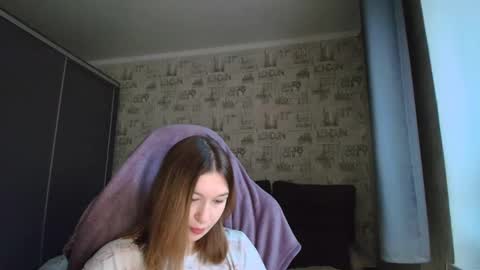 liliawoolf online show from 11-15-25, 06:00