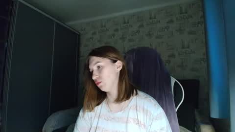 liliawoolf online show from 11-28-25, 07:11