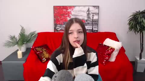 Lili Bakery online show from 01-28-25, 05:11