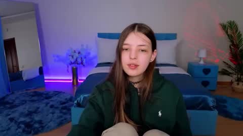 Lili Bakery online show from 04-11-26, 02:49