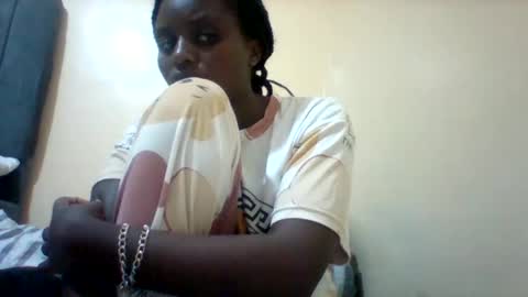 liligal online show from 05-24-26, 07:30