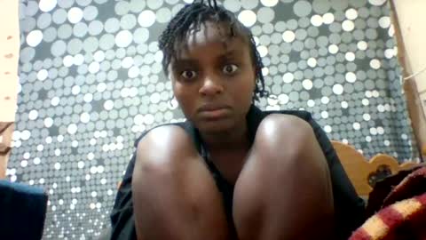 liligal online show from 07-19-26, 04:49